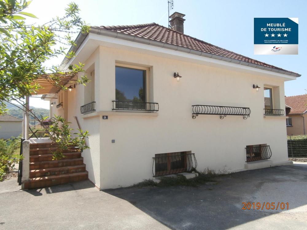 Gite Les Dames Du Quint 3 Etoiles Baume-les-Dames Exterior photo